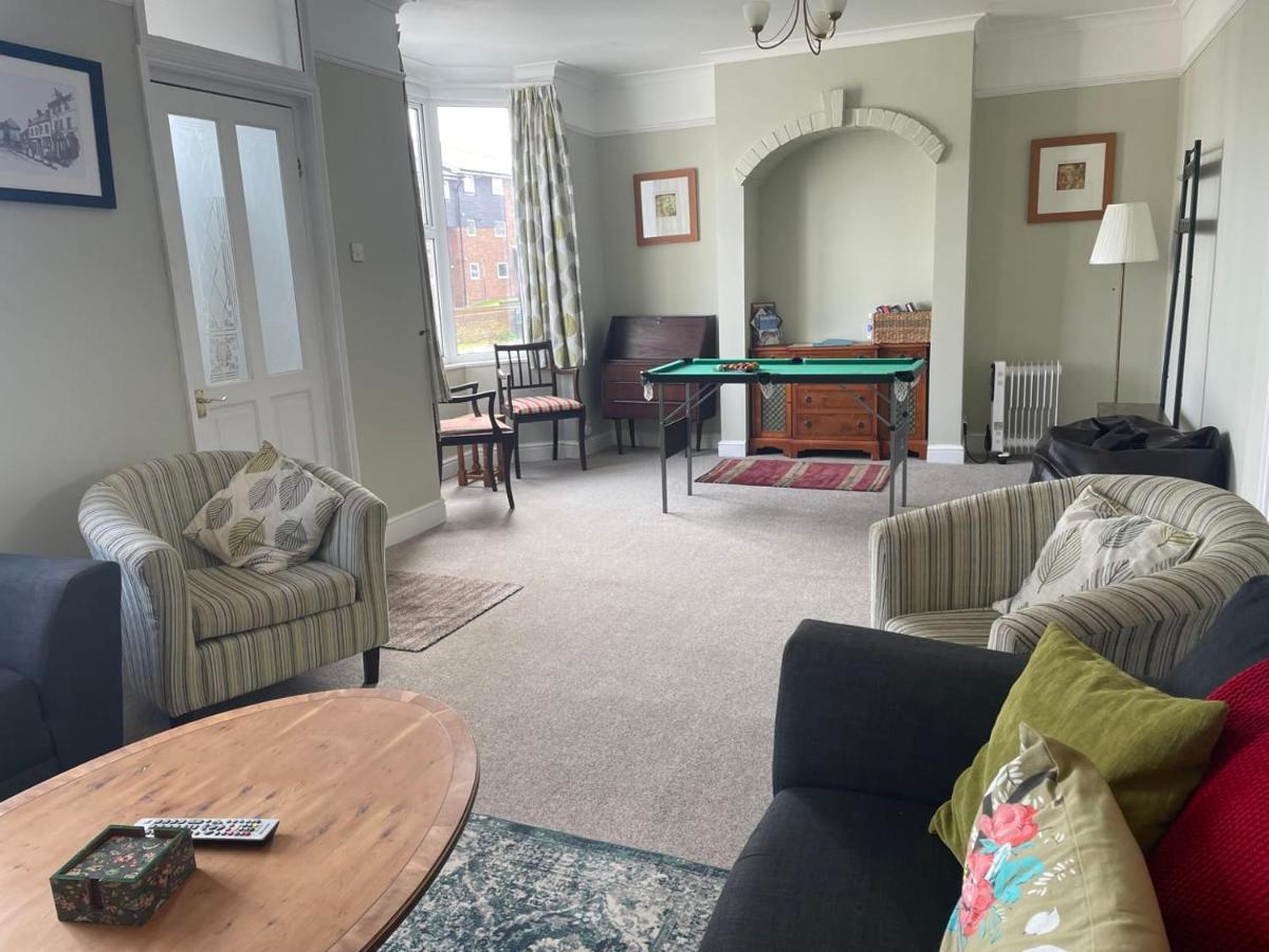 Spacious 4-Bed Beach Retreat For Families Steps From The Shore In Pevensey Bay מראה חיצוני תמונה