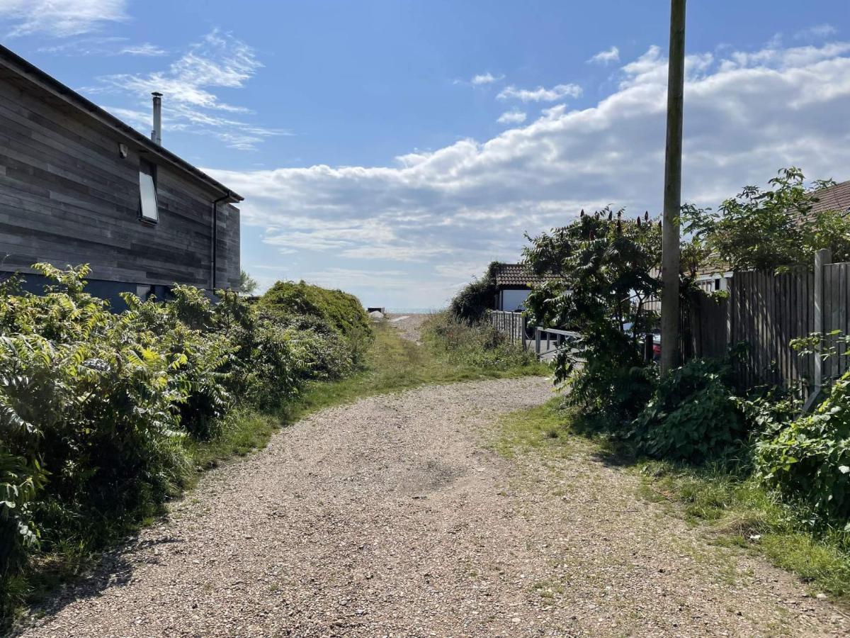 Spacious 4-Bed Beach Retreat For Families Steps From The Shore In Pevensey Bay מראה חיצוני תמונה