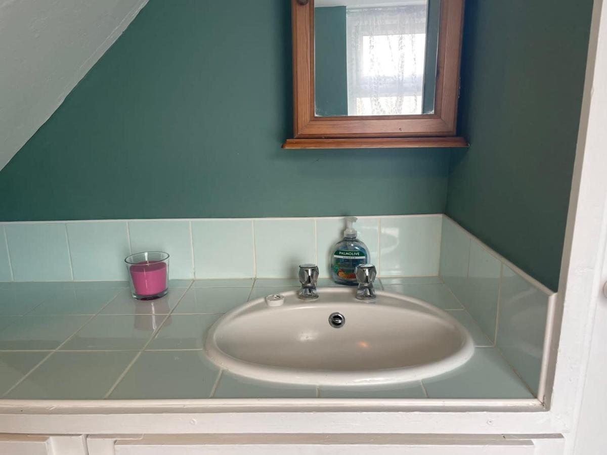 Spacious 4-Bed Beach Retreat For Families Steps From The Shore In Pevensey Bay מראה חיצוני תמונה